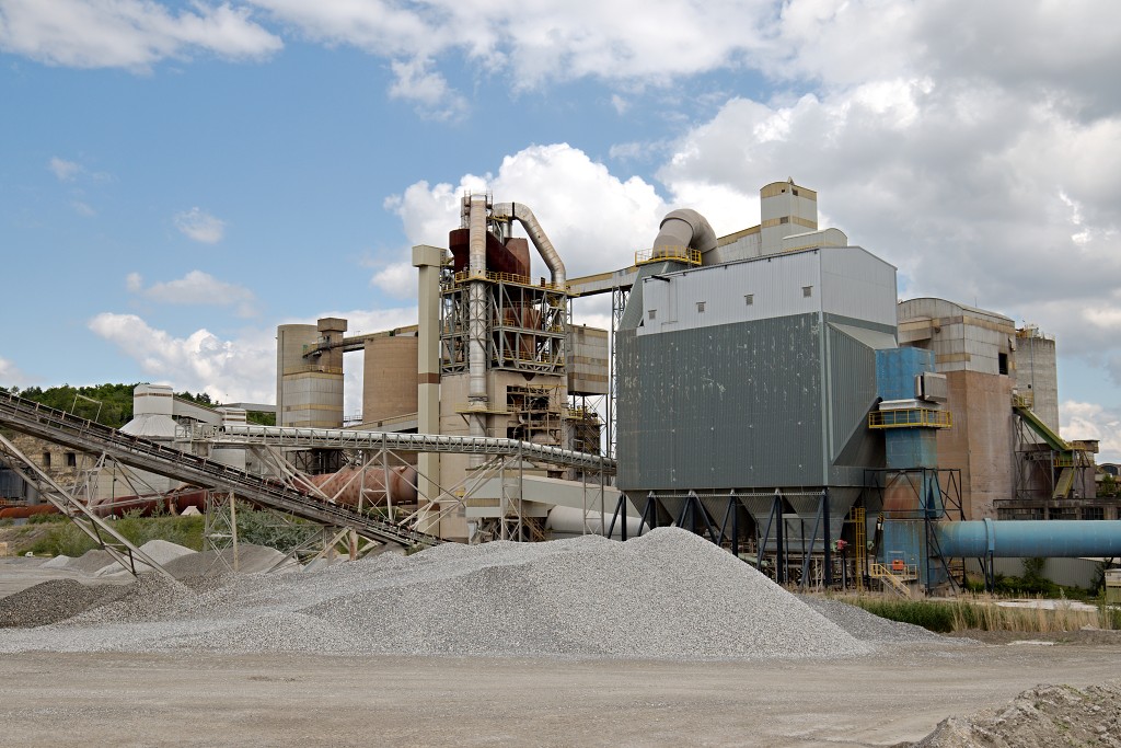 sint pietersberg limburg hdr landschap Fort Sint Pieter enci groeve Kasteelruine Lichtenberg kalksteen grotten mergel natuurmonumenten